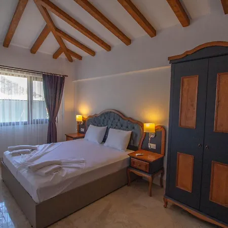 Patara Infinity 3+1 Villa, Oezel Havuzlu, * פאטהיה